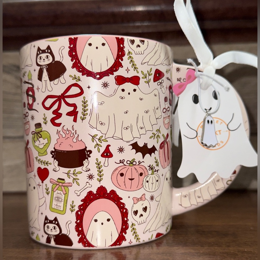 Super Cute “Sweet But Spooky” Ghost 👻 & Cats 🐈‍⬛ In Halloween Costumes Mug - New